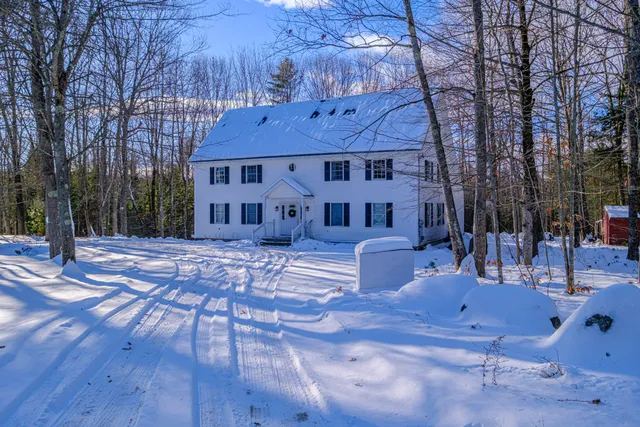 $625,000 | 34 Middle Ridge Road, Bridgton, ME 04009