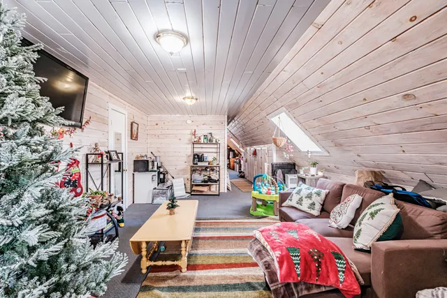 $625,000 | 34 Middle Ridge Road, Bridgton, ME 04009