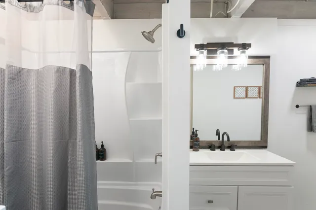 $499,000 | 6 Timberview Road, West Dover, VT 05356