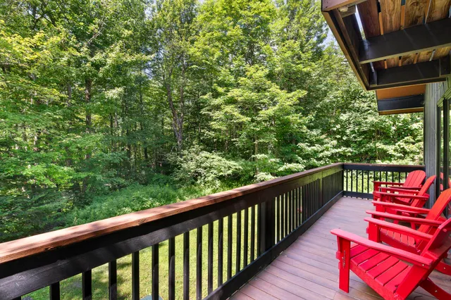 $499,000 | 6 Timberview Road, West Dover, VT 05356