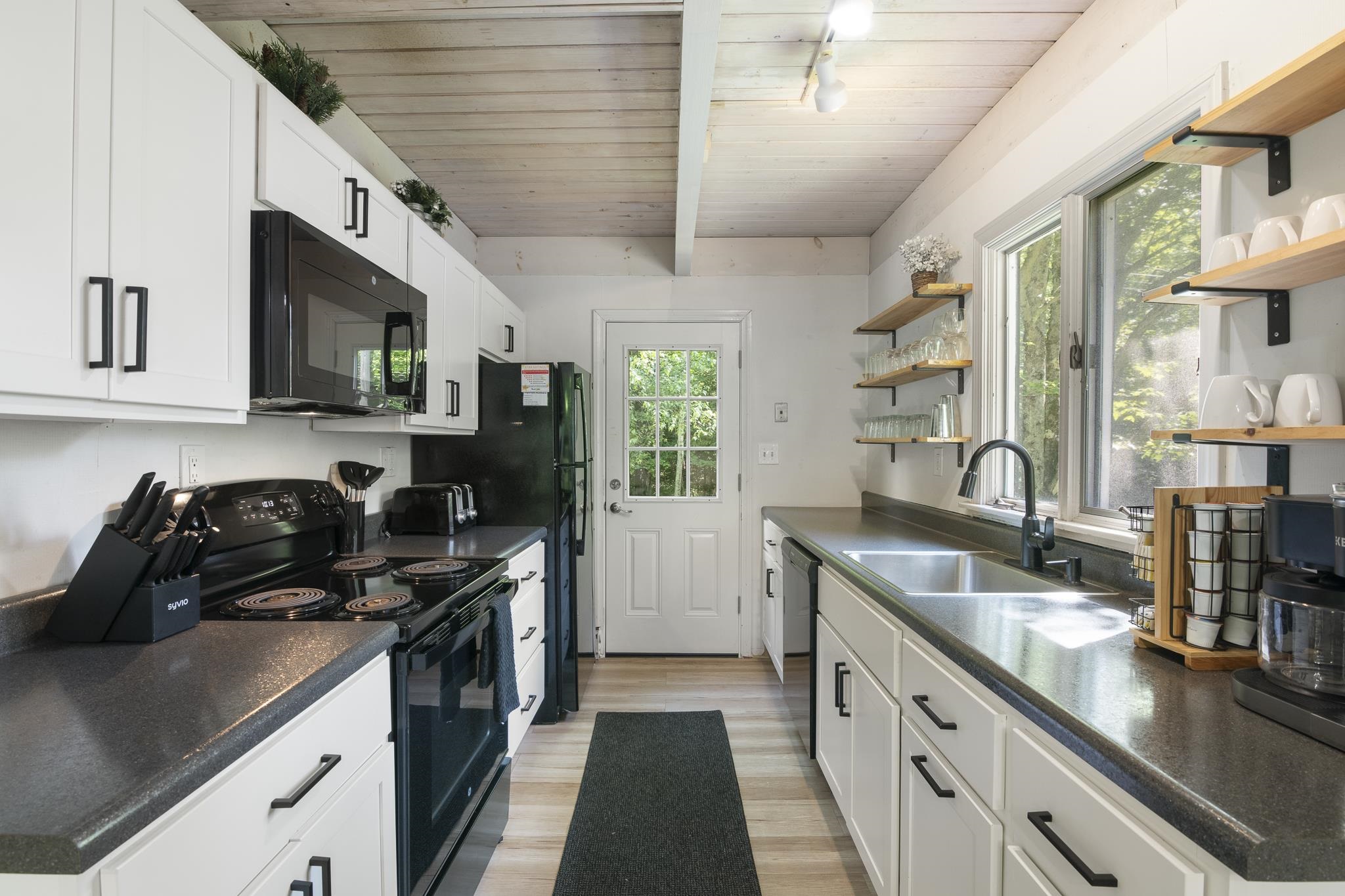 6 Timberview Road West Dover, VT 05356 - Photo 8 of 47