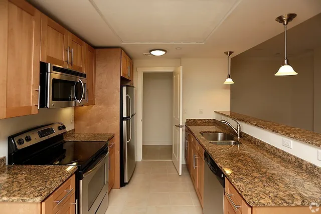 $4,000 | 87 New Street, Unit 201, Cambridge, MA 02138