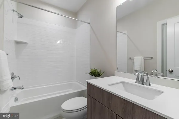 $2,650 | 17 Mainland Road, Unit 116, Harleysville, PA 19438