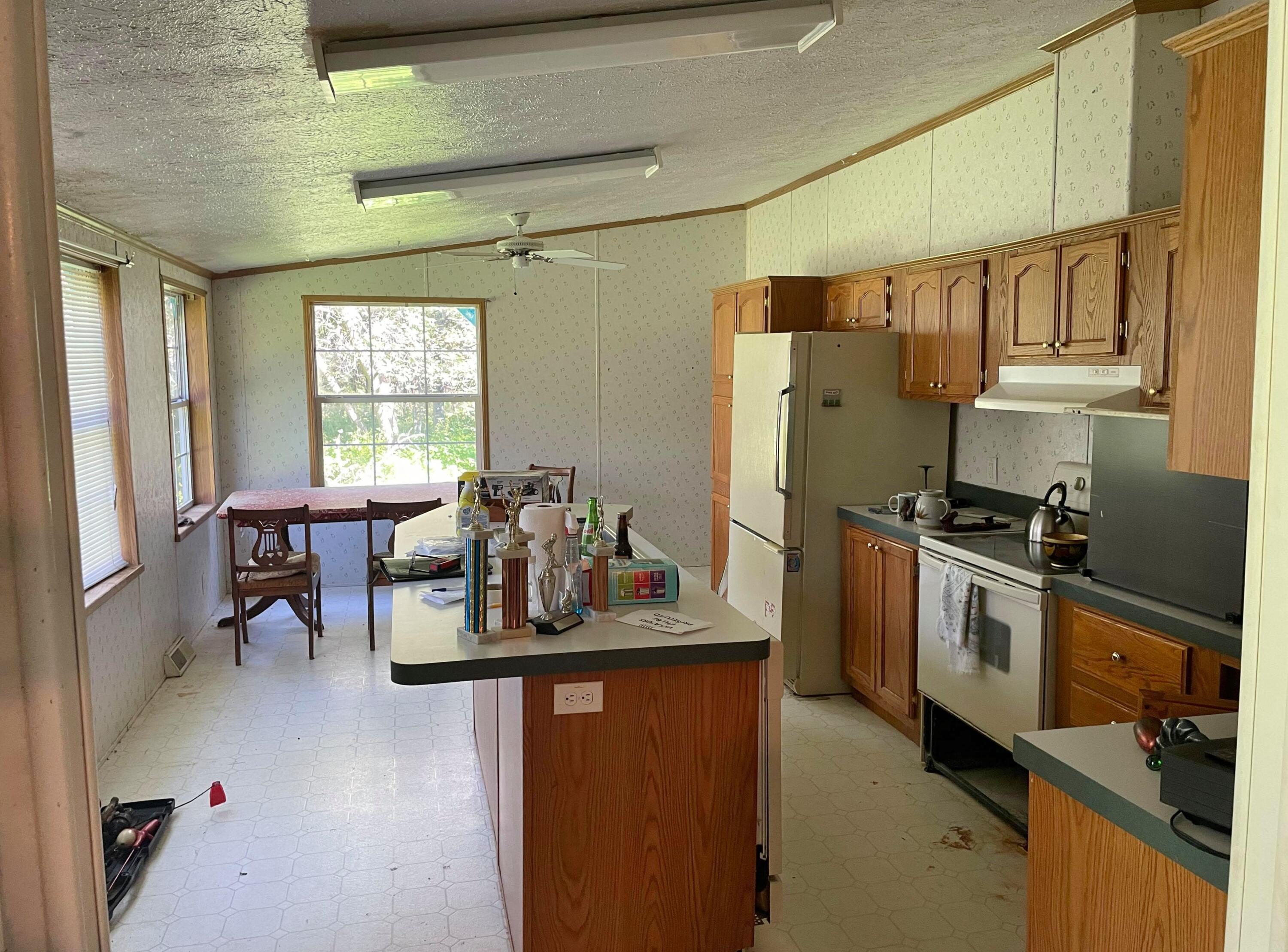 1565 Shunk Road Sault Ste. Marie, MI 49783 - Photo 2 of 17 Gallery Image 2