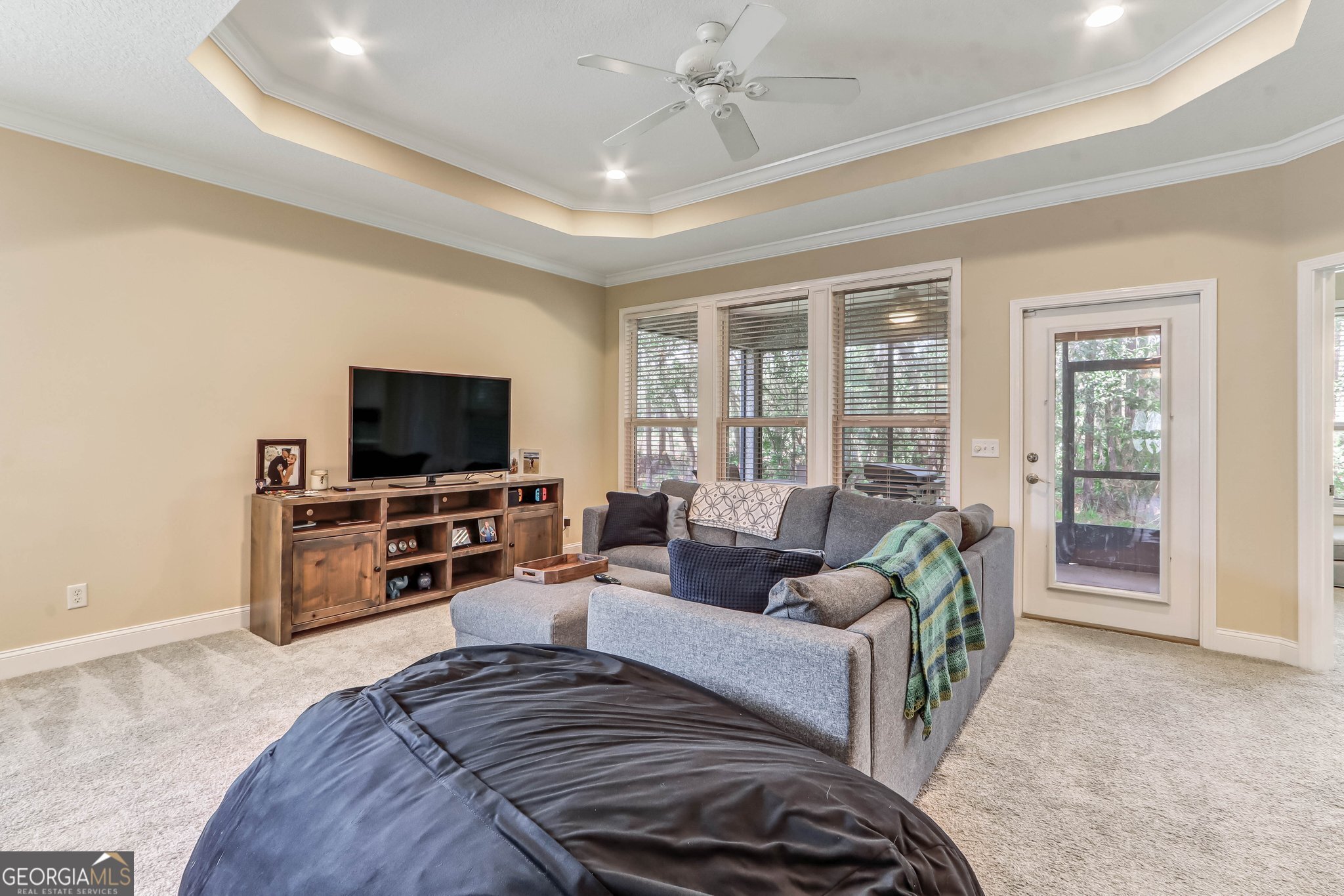 601 Eagle Boulevard Kingsland, GA 31548 - Photo 15 of 41 a living room with furniture and a flat screen tv