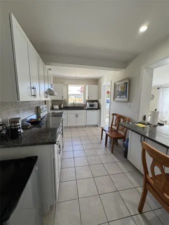 $1,300 | 5277 Grobe Street, North Port, FL 34287