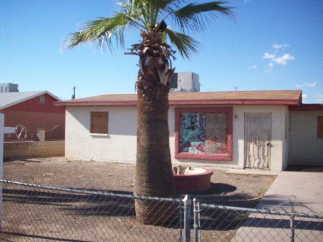 1814 West Chipman Road Phoenix, AZ 85041 - Photo 1 of 5 Front Photo