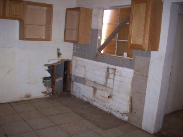 1814 West Chipman Road Phoenix, AZ 85041 - Photo 4 of 5 Interior