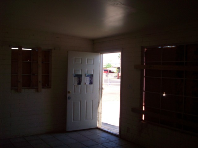 1814 West Chipman Road Phoenix, AZ 85041 - Photo 5 of 5 Interior