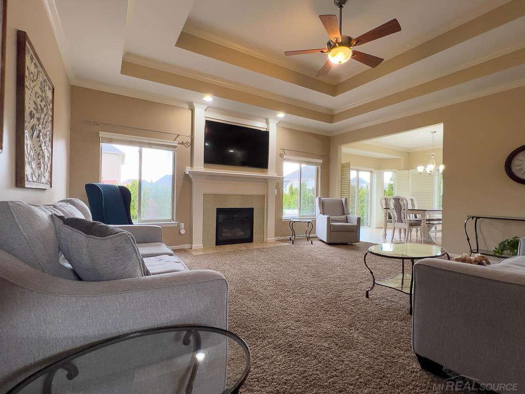 16092 Moore Park Road Macomb, MI 48044 - Photo 6 of 53 50137754-bb72fd4c-fe2e-4d3f-bd46-ce8644c2c02e.JPG