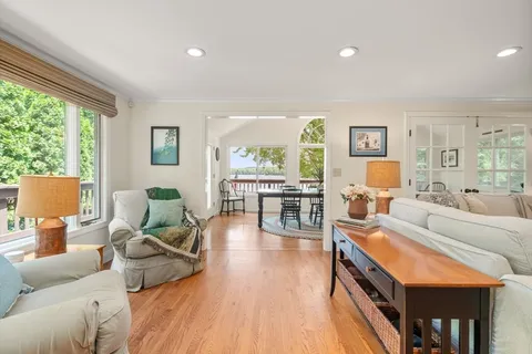 $1,150,000 | 84 South Shore Drive, Sturbridge, MA 01566