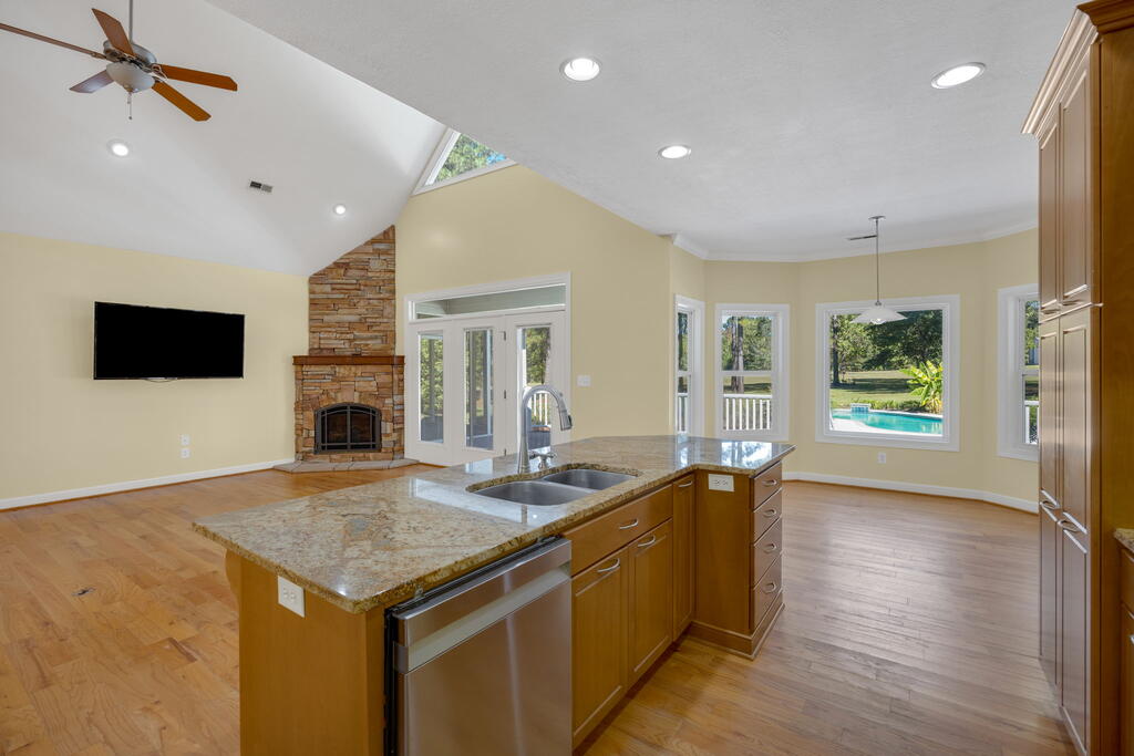 120 Ranch Court Greenwood, SC 29646 - Photo 16 of 48 Gallery Image 16