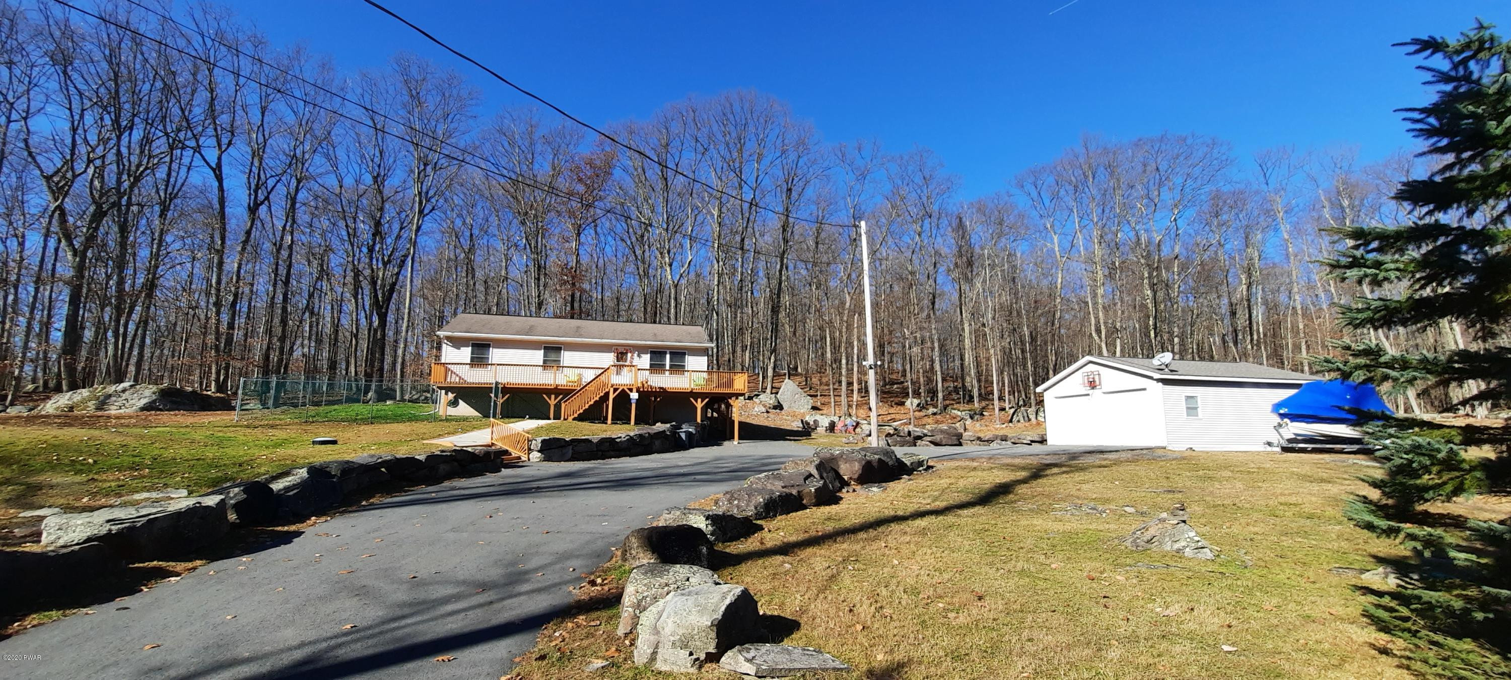 380 Daniels Road Hawley, PA 18428 - Photo 3 of 42