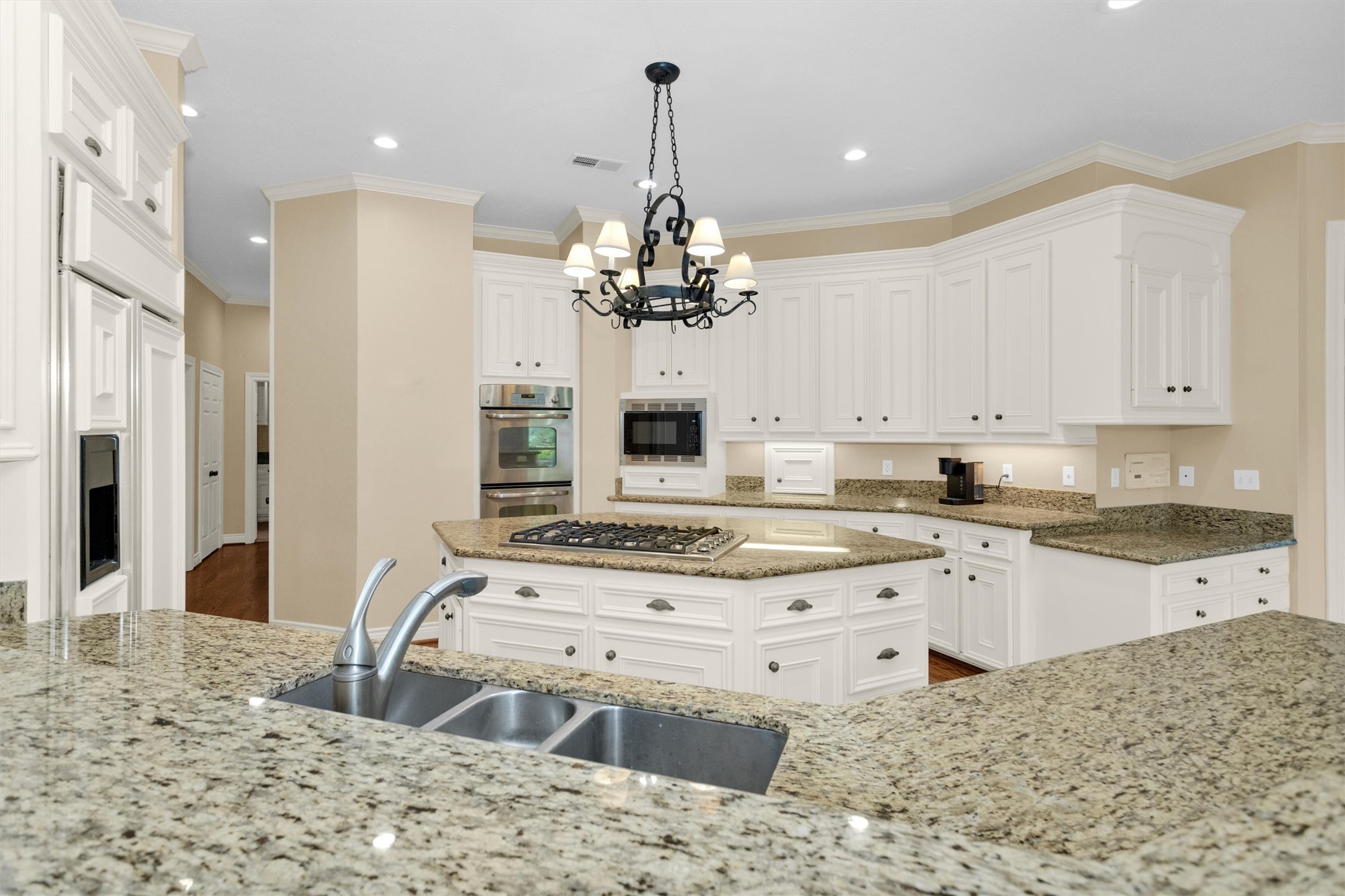 263 Saddle Ridge Spring, TX 77380 - Photo 26 of 50 Kitchen with Lots of Cabinetry for Storage and Stainless Steel Appliances.