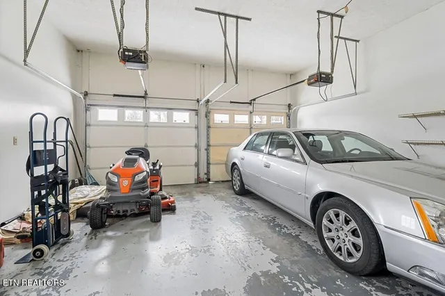 $434,900 | 296 Idlewild Drive, Sparta, TN 38583