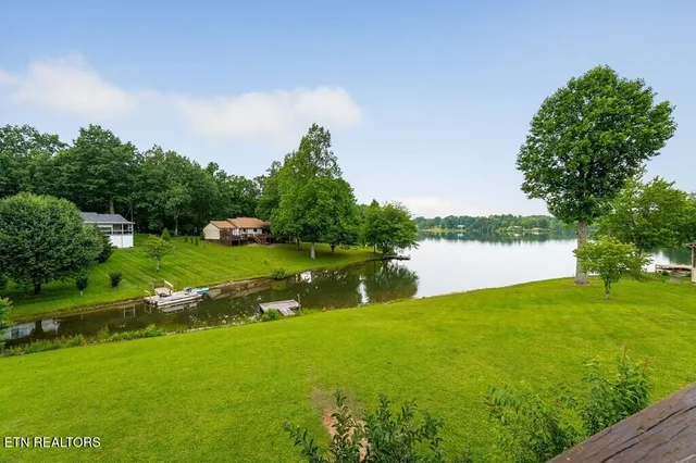 $434,900 | 296 Idlewild Drive, Sparta, TN 38583