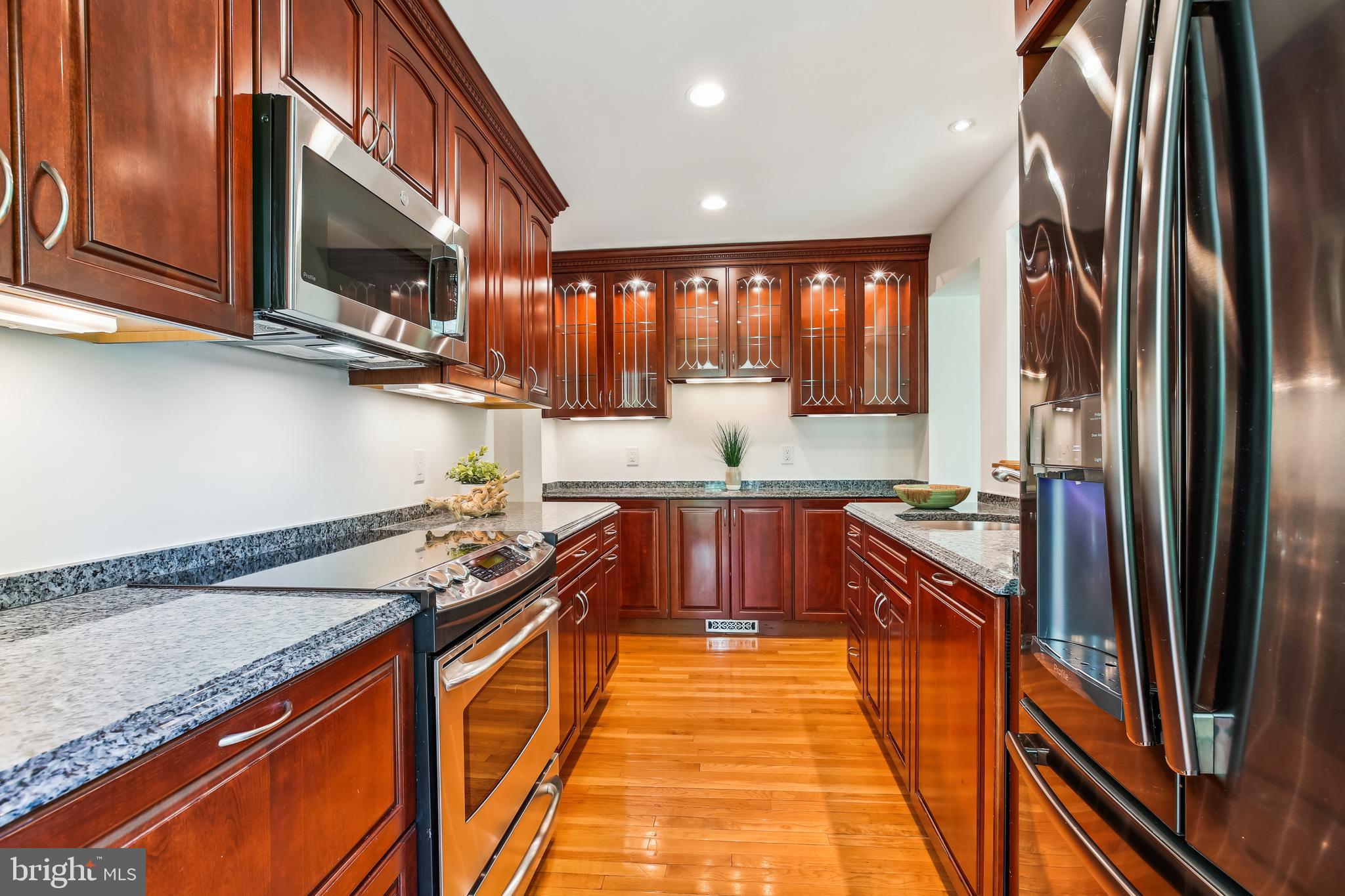 1750 Overlook Drive Silver Spring, MD 20903 - Photo 18 of 86 Kitchen