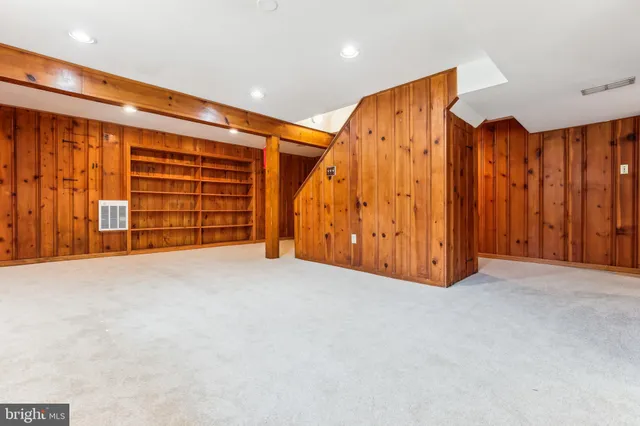 $824,900 | 1750 Overlook Drive, Silver Spring, MD 20903