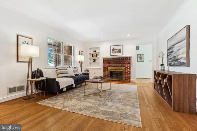 $824,900 | 1750 Overlook Drive, Silver Spring, MD 20903