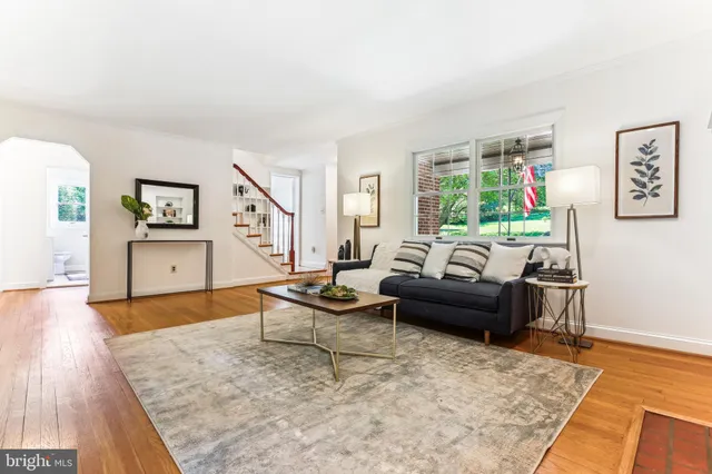 $824,900 | 1750 Overlook Drive, Silver Spring, MD 20903