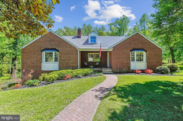 $824,900 | 1750 Overlook Drive, Silver Spring, MD 20903