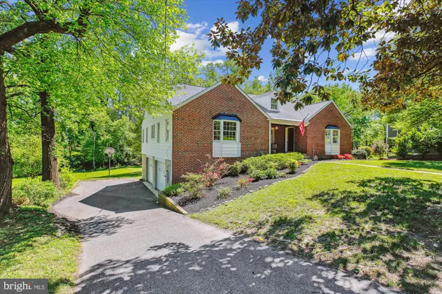 $824,900 | 1750 Overlook Drive, Silver Spring, MD 20903