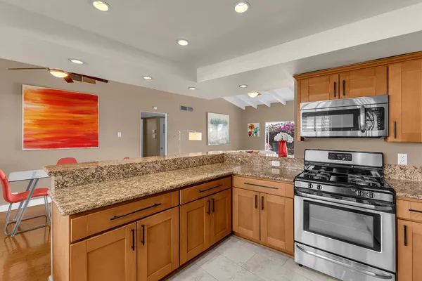 $274,900 | 69850 Highway 111, Unit 260, Rancho Mirage, CA 92270