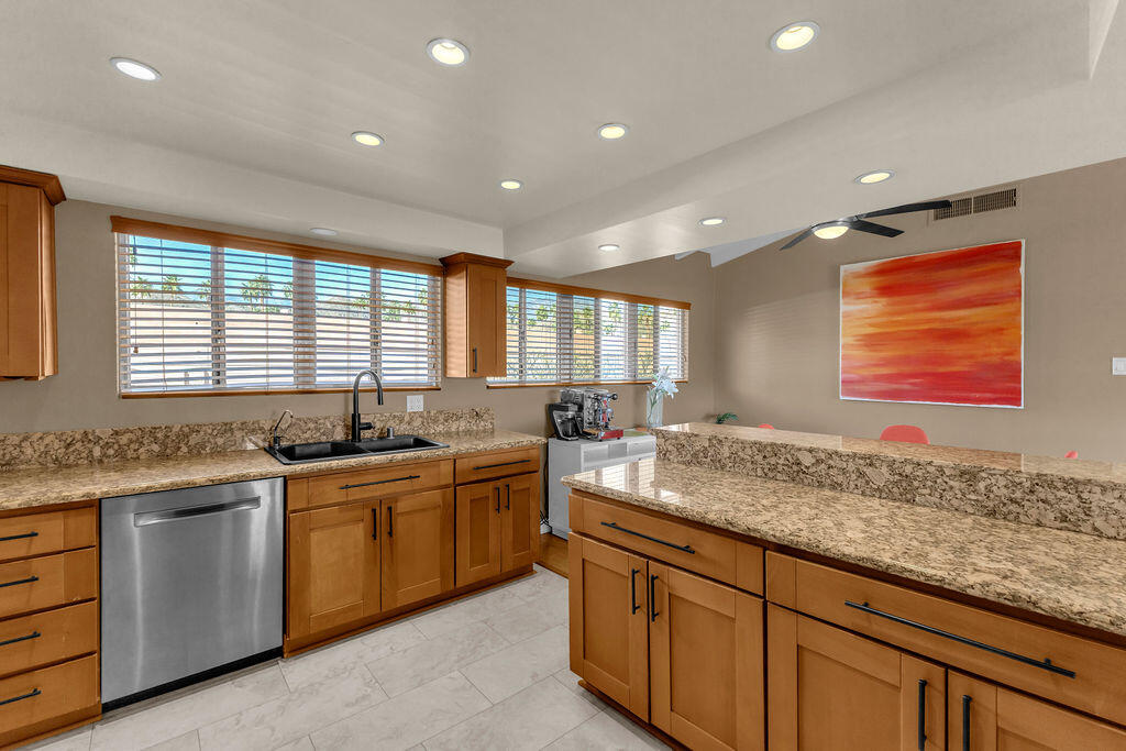 69850 Highway 111, Unit 260 Rancho Mirage, CA 92270 - Photo 18 of 43 IMG_8601