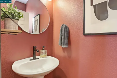 $925,000 | 10630 Roys Hill Lane, Dublin, CA 94568