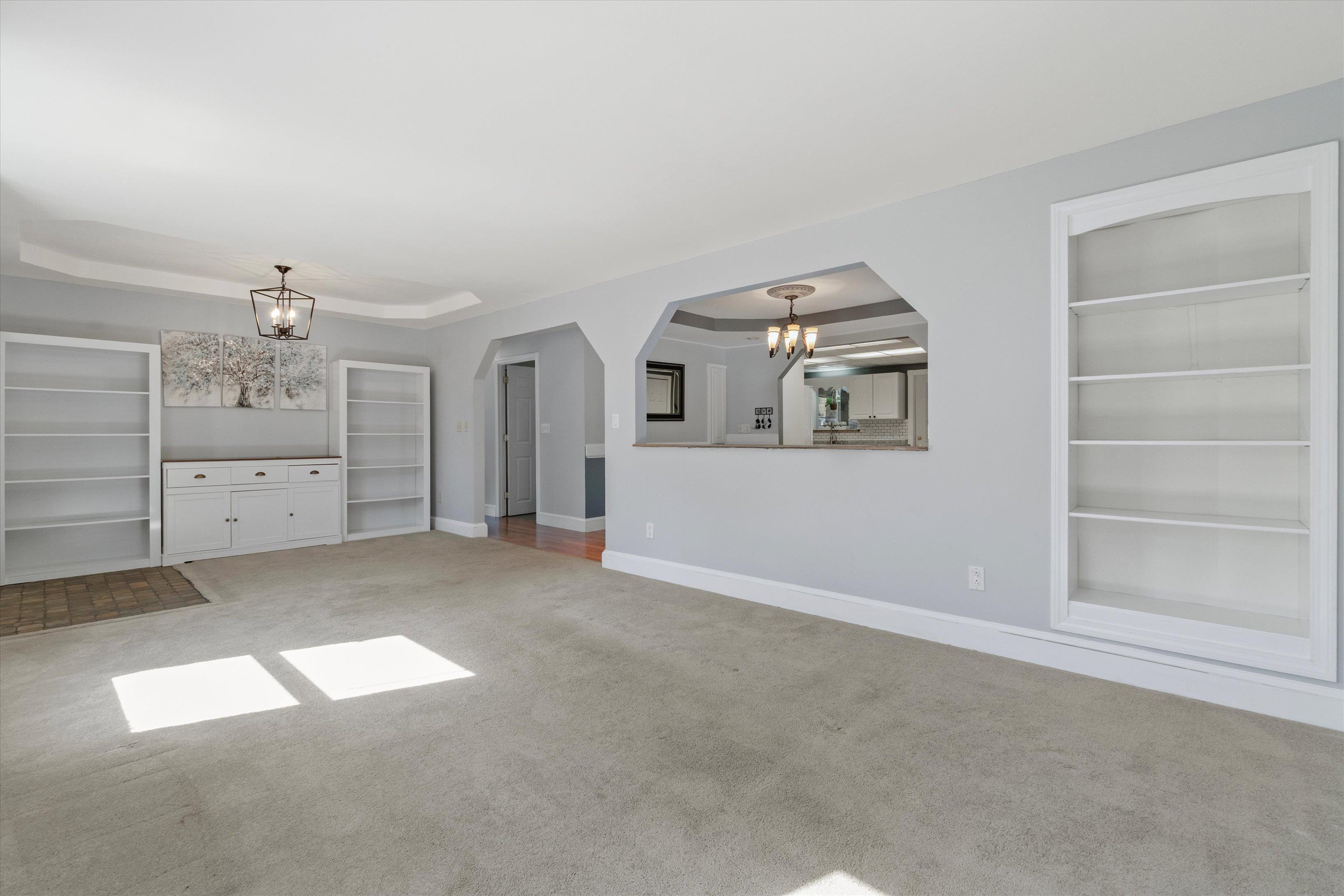 4 Nelson Street Nashua, NH 03063 - Photo 1 of 51 Gallery Image 1
