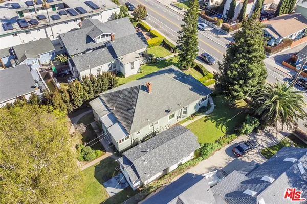 $3,250,000 | 1053-1065 East Santa Clara Street, Ventura, CA 93001