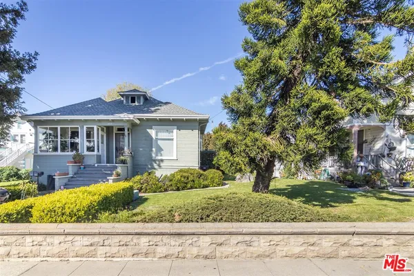 $3,250,000 | 1053-1065 East Santa Clara Street, Ventura, CA 93001