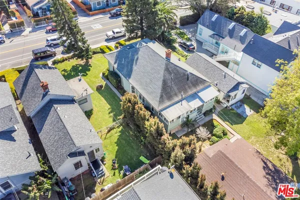 $3,250,000 | 1053-1065 East Santa Clara Street, Ventura, CA 93001