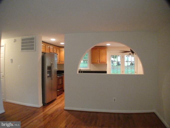 3604 Applecross Way Clinton, MD 20735 - Photo 4 of 30 Interior (General)