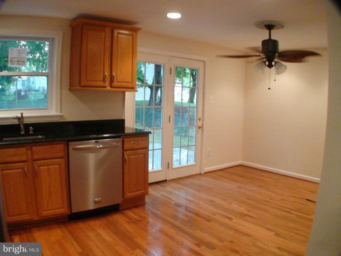 3604 Applecross Way Clinton, MD 20735 - Photo 10 of 30 Dining Room