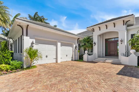 $10,500,000 | 976 Cypress Drive, Delray Beach, FL 33483