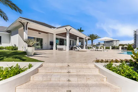 $10,500,000 | 976 Cypress Drive, Delray Beach, FL 33483