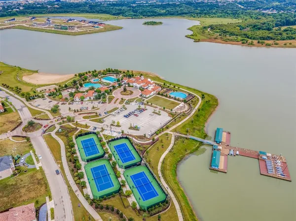 $500,000 | 3718 Pelican Rst Way, Arlington, TX 76005