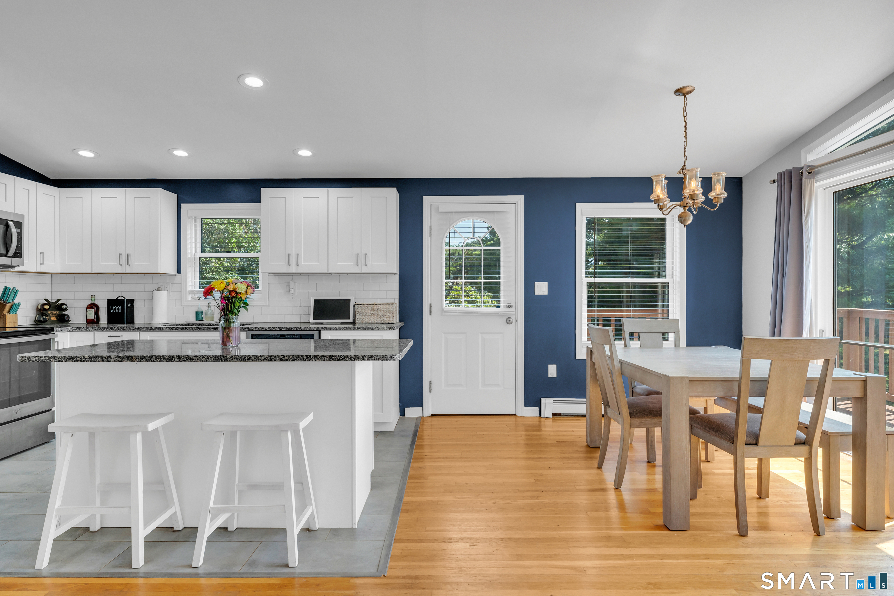 95 Crest Drive Groton, CT 06355 - Photo 9 of 40