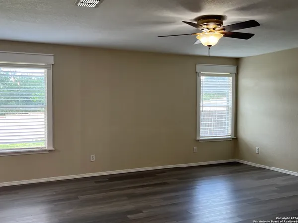 $1,700 | 7331 Nebula Valley, San Antonio, TX 78252
