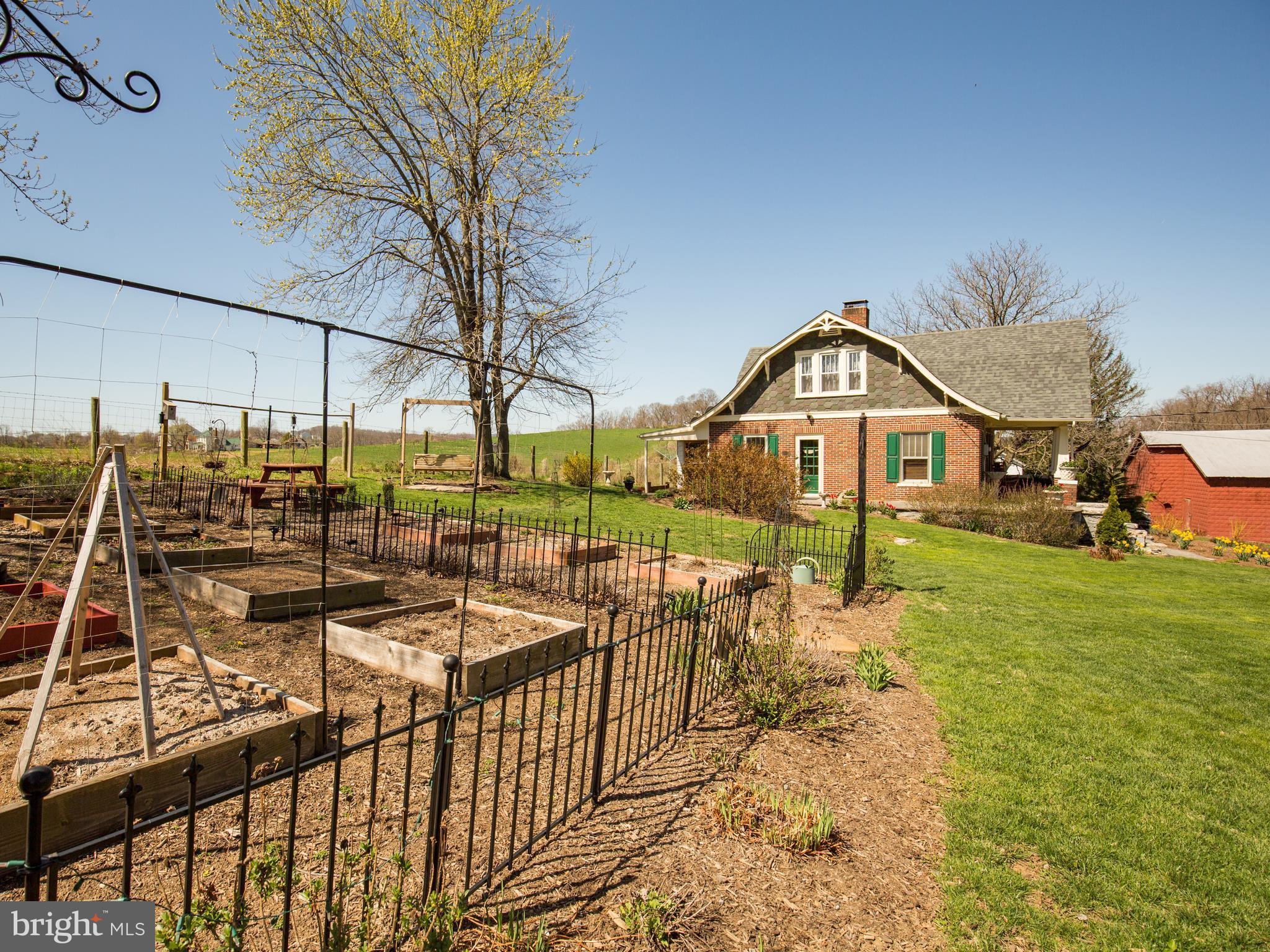 141 Green Spring Road Winchester, VA 22603 - Photo 5 of 30 Raised garden beds