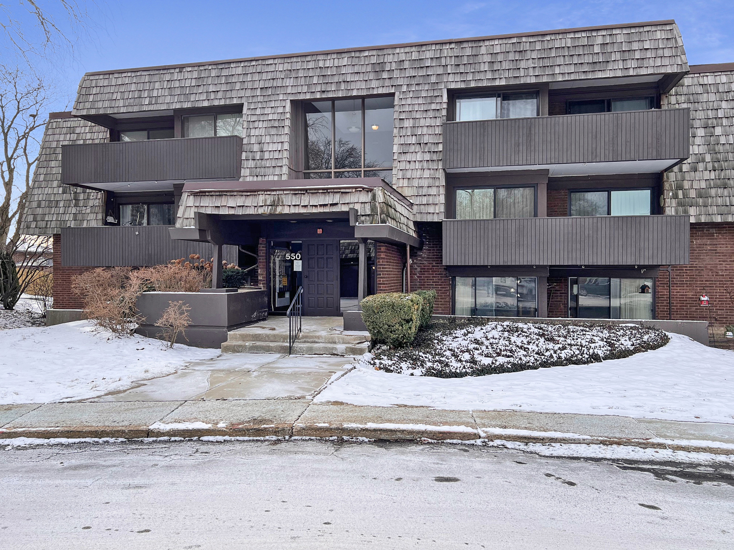 550 Timber Ridge Drive, Unit 203B Carol Stream, IL 60188 - Photo 1 of 18
