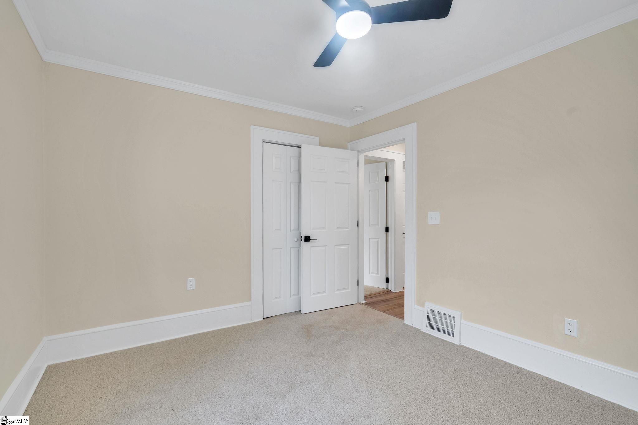 313 Furman Hall Road Greenville, SC 29609 - Photo 13 of 35 Gallery Image 13