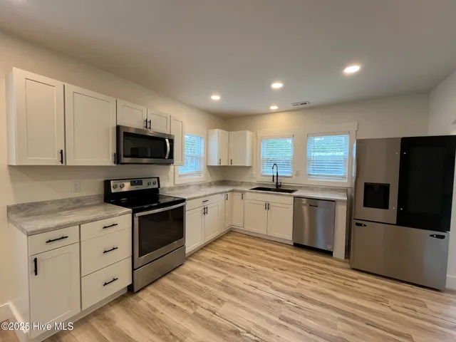 $2,100 | 238 Central Boulevard, Wilmington, NC 28401