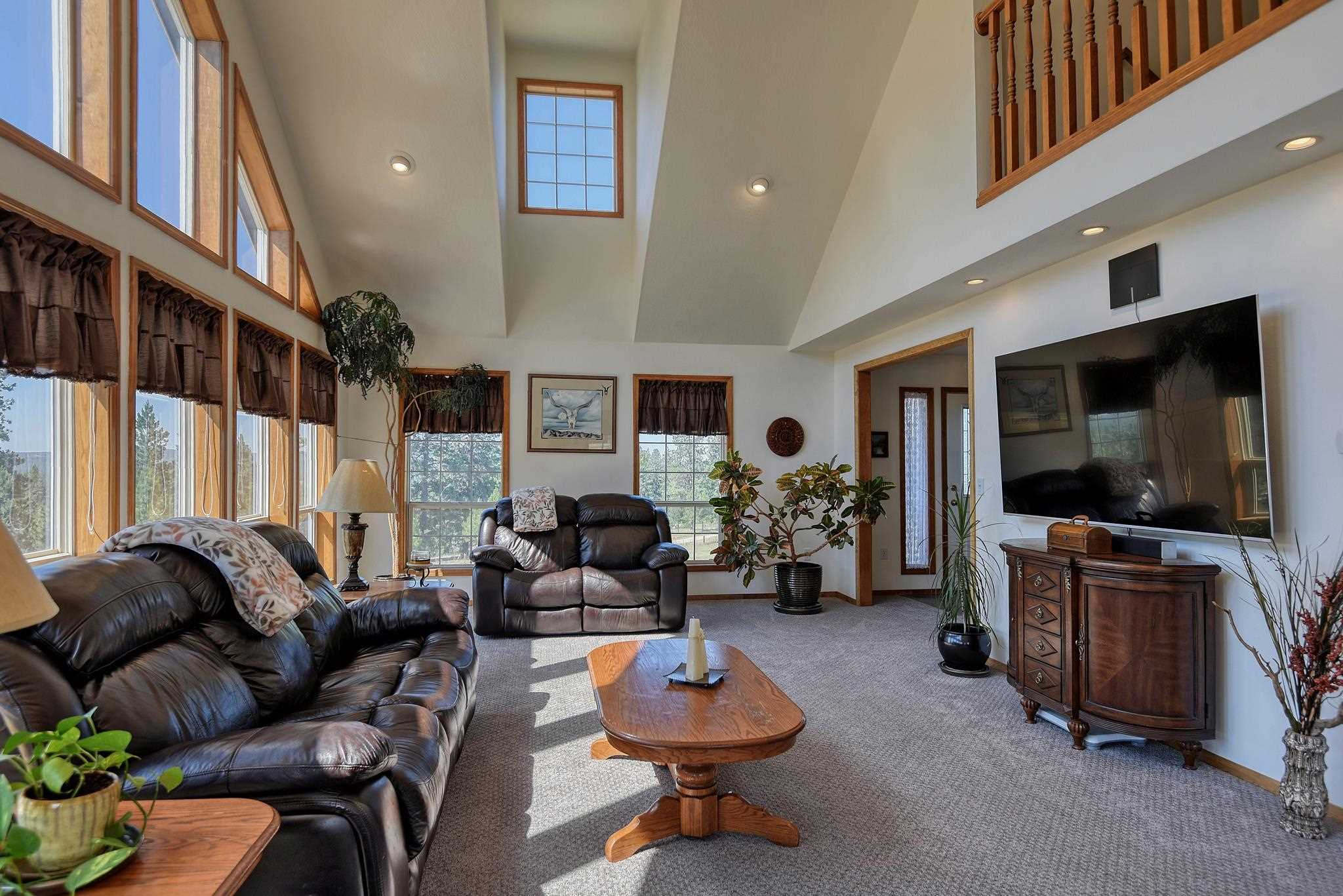 38320 North Madison Road Elk, WA 99009 - Photo 11 of 26