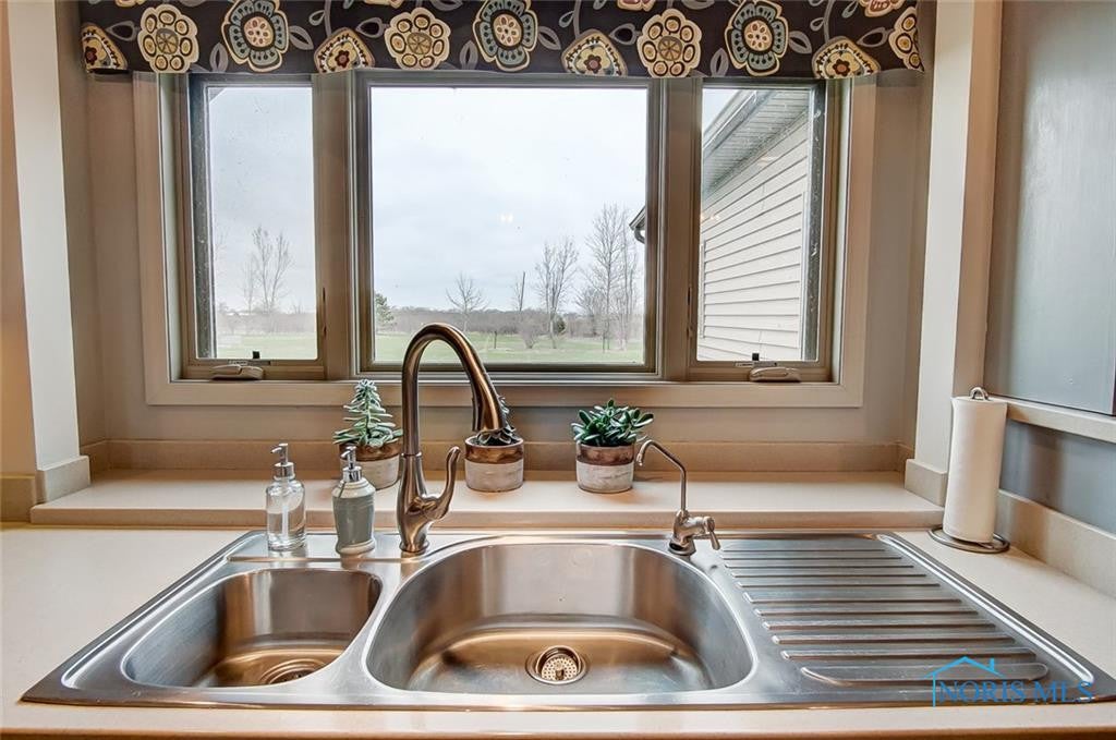 8135 Seaman Road Oregon, OH 43616 - Photo 19 of 36 Gallery Image 19