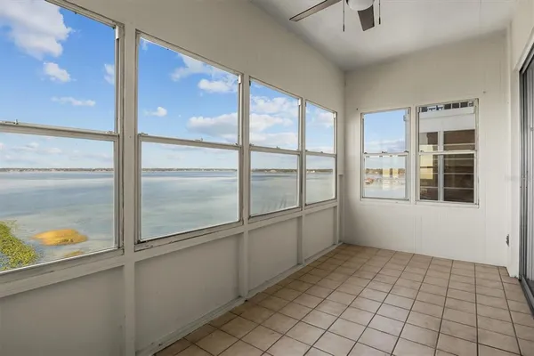 $169,500 | 2131 Lakeview Drive, Unit 904, Sebring, FL 33870