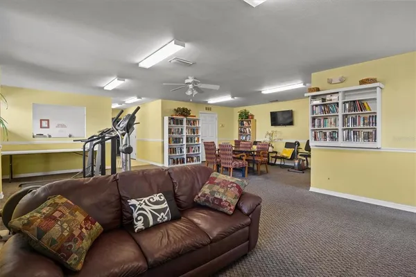 $169,500 | 2131 Lakeview Drive, Unit 904, Sebring, FL 33870