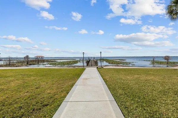 $169,500 | 2131 Lakeview Drive, Unit 904, Sebring, FL 33870