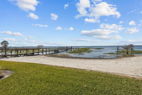 $169,500 | 2131 Lakeview Drive, Unit 904, Sebring, FL 33870